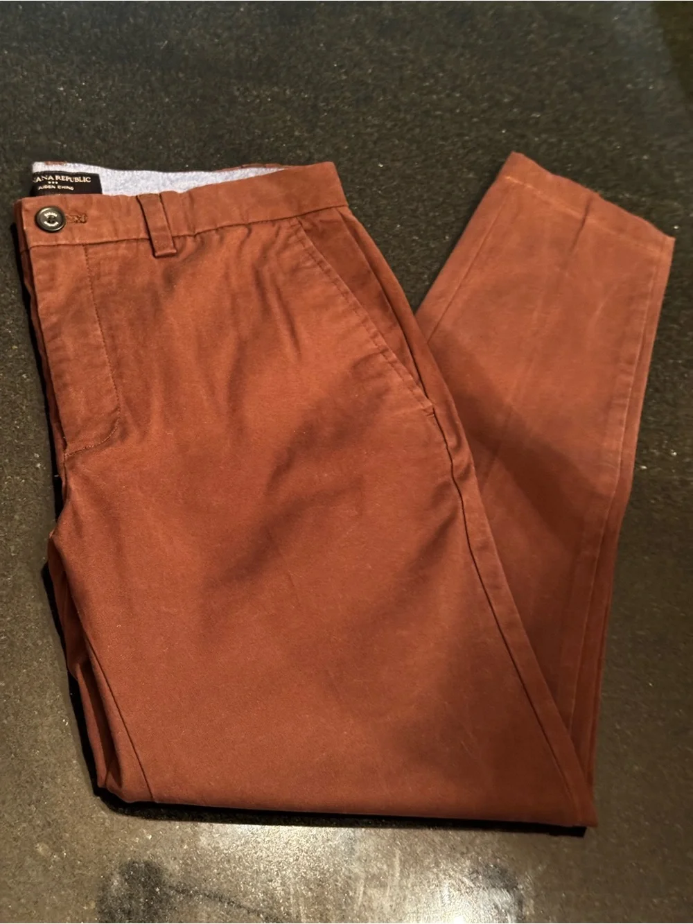 Banana Republic Men’s Rust Brown Chino Pants